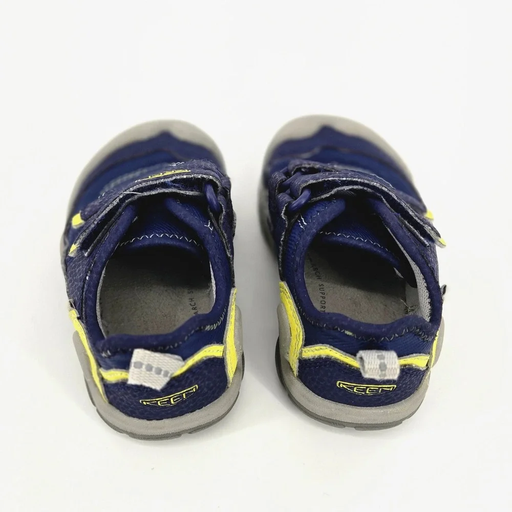 Keen keep small
